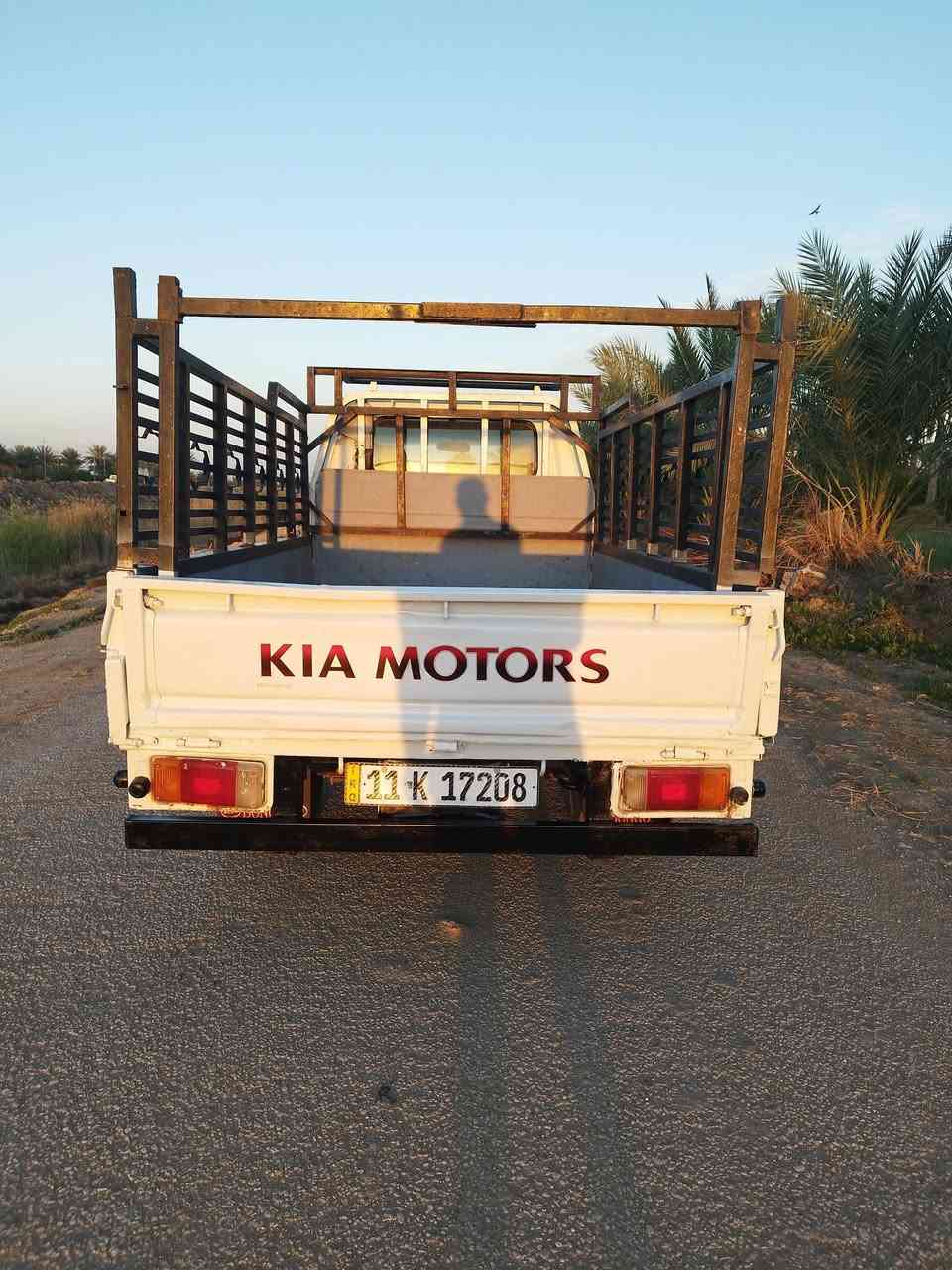 للبيع كيا حمل بنكو
مديل 1996
محرك 2700
رقم بغداد انكليزي الجديد
سبعه جنكال 
قماره وربع 
باتري جديد صارله شهر
سلف جديد 
سياره نكره سلف بي وقت حتلو ثلج متر
ترايها 200 كيلو 
كفاله محرك كير اكسن 
بم كفاله عامه 
كهربائيات شغاله عامه
هورن لايت سكنات كله شغال 
مسجل شغال 
المحجر وياها 
بدي نظيف جدا 
دوشمه جديده
ارضيات + غلاف ستيرن
سياره حره وماعليها ولا الف ضريبه 
شرط التحويل والوكاله 
دهن جديد اليوم بدلته +فلتر
حته كاز مفوله 
اسف على الاطاله 
مكان السياره بابل قظاء الكفل 
السعر (57) وبيها حق الجيه وخادم للعزاز 
للتواصل خاص او واتساب
 ***********
***********
سيد محمد الشريفي
