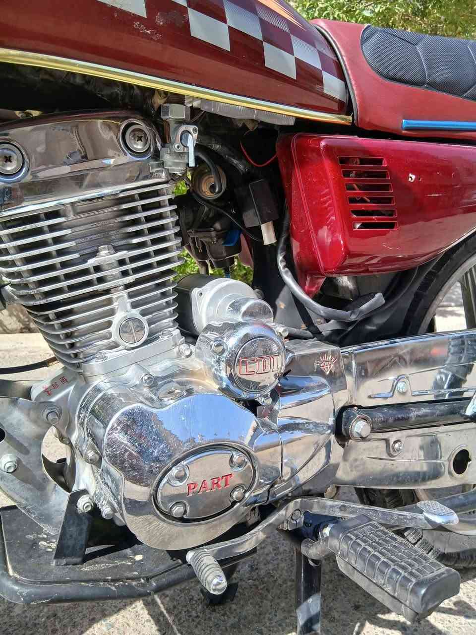 بارت عيتاني سوري 200مع منفيس كهرباء كلو شغال السعر 450للتواصل ***********
