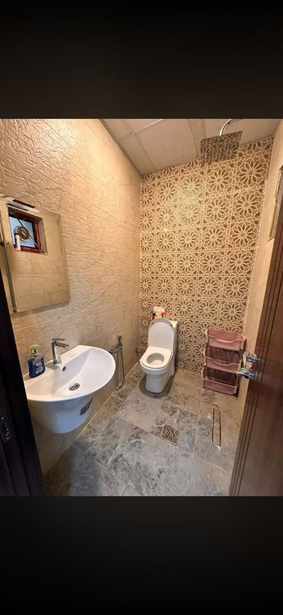 شقه مؤثثة ط ارضي للايجار vip

التفاصيل  ( صاله - مطبخ - صحيات - غرف نوم عدد 2 )

العنوان📍- المنصور - العناب 

للاستفسار الاتصال على 
للاستفسار الاتصال على الارقام التاليه 

***********
***********

البنايه تحتوي على كراج + حديقه
