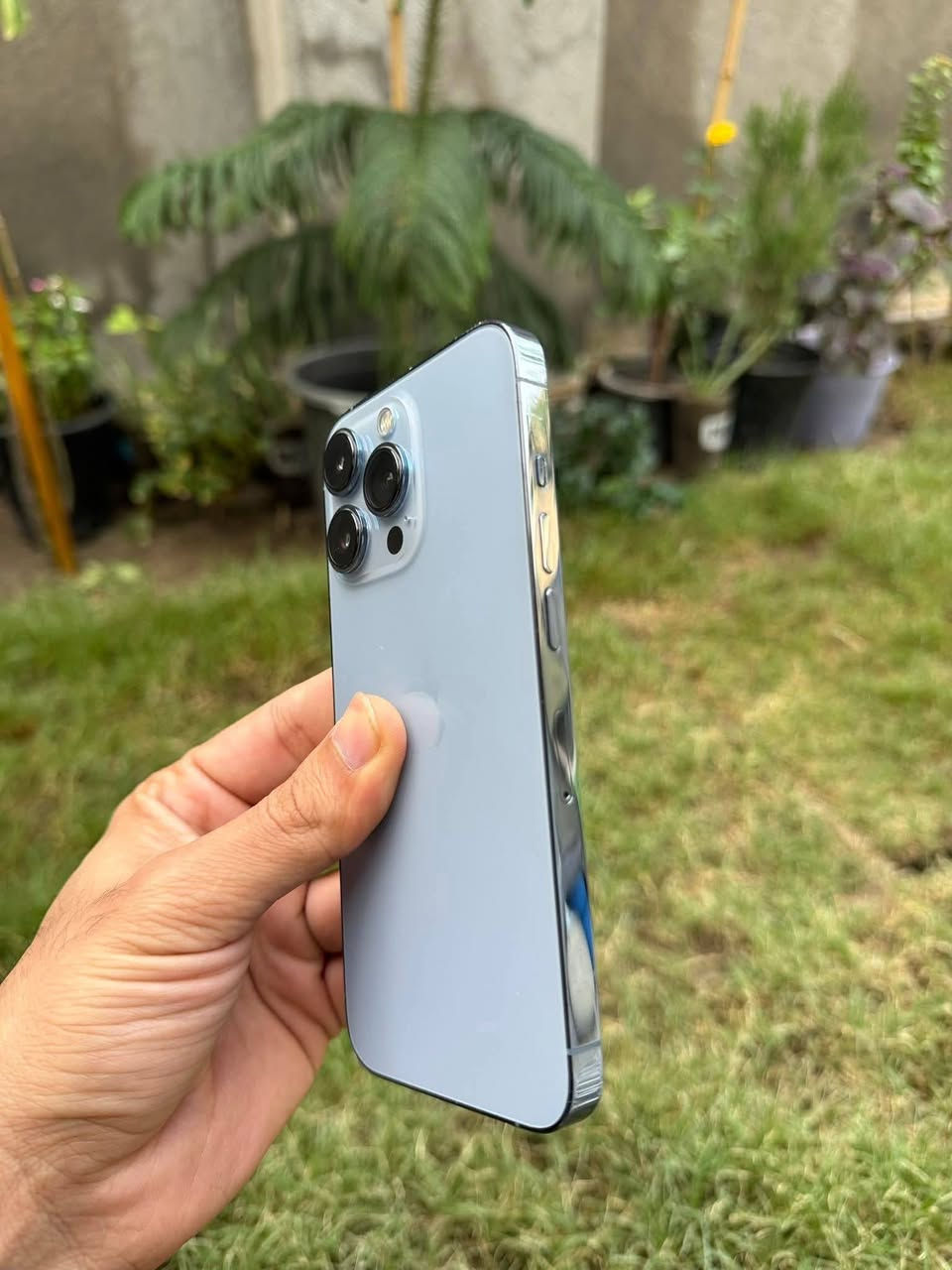 iPhone 13 Pro Max 
أيفون 13برو ماكس جهاز نضيف جديد مامفتوح ضمان وتربرو 
تفحص حاسبه مامفتوح ضمان سبوع ذاكره 256 سعر ٥٩٥قفل
***********
