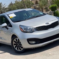 للبيع كيا ريو رقم بغداد موديل 2013 سياره نضيفه كدام العين  حادث كما مو...