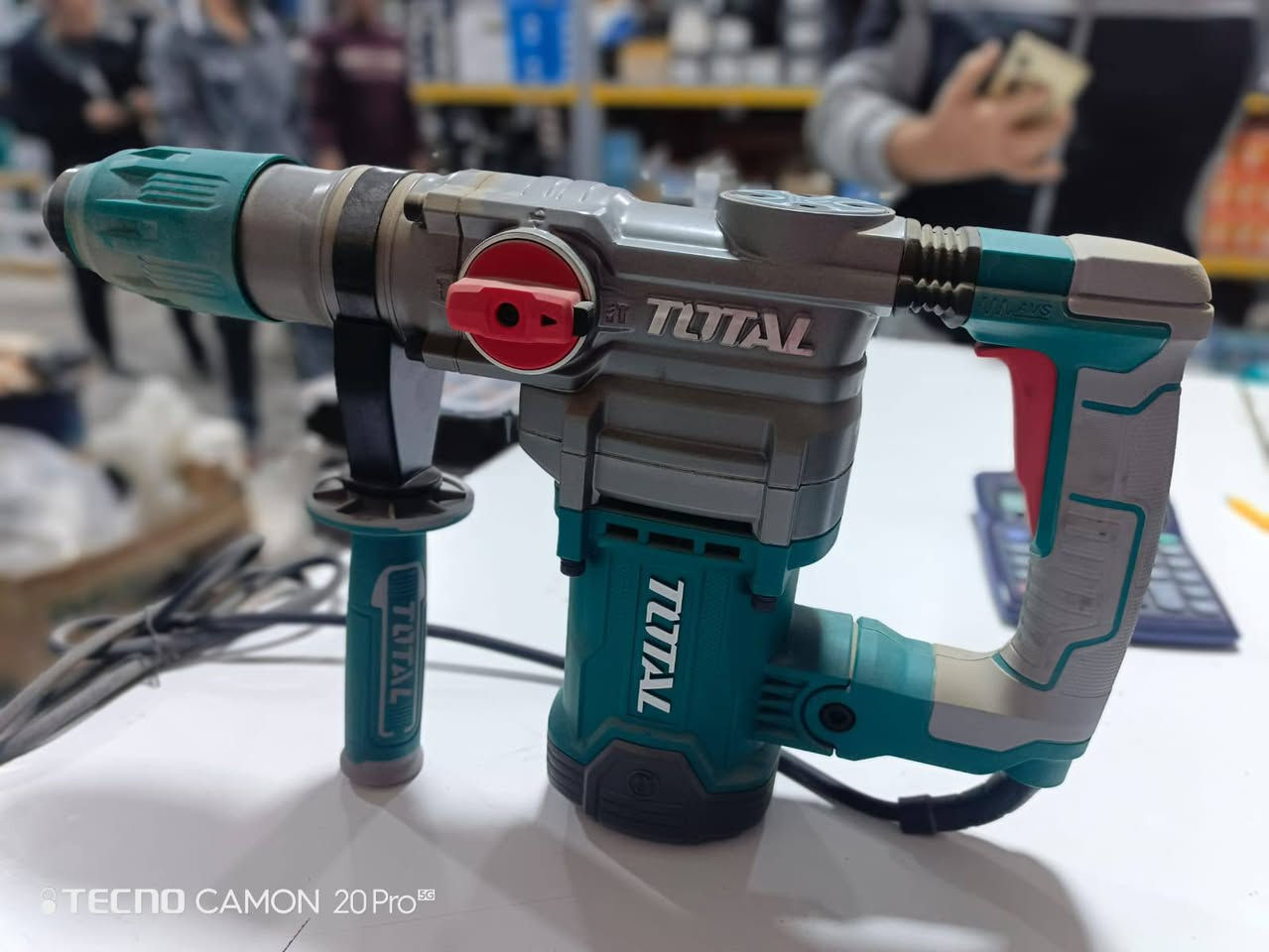 زبائننا الكرام ♥️ 
نرفق اليكم مجموعه (دريل همر +دريل همر شحن+دريل شحن ) شركه توتال الاصلي 💯 

قناتنا التليكرام ليصلكم كل ماهو جديد 
https://t.me/alshrife3
مجمع احمد بلال الشريفي 
قرب مفرق السده 

للاستفسار الاتصال 
***********
***********

حسابنا على فيس بوك
https://www.facebook.com/share/16ckwGs6Je/
حسابنا على انسته 
https://www.instagram.com/sh_rife1?igsh=b3plYTU0NTE3b3Bz
أهلا وسهلا بزبائننا الكرام ♥️
