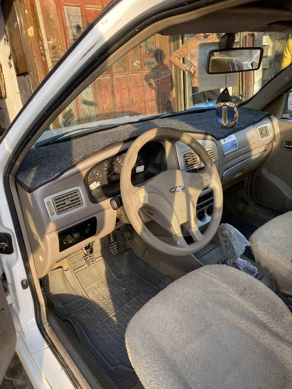 السلام عليكم
سيارة شيري للبيع او مراوسه➡️
موديل 2013
تبريد تدفئة شغال ✅
بي دفتر بنزين 
شرط التحويل 
4 جام كهرباء ⚡️تيارات جدد 
شرط مكينه لا صرف ولا بخار 
سعر 48 💲وبي مجال للطيبين 
رقم تليفون ☎️ *********** بي واتساب📱
