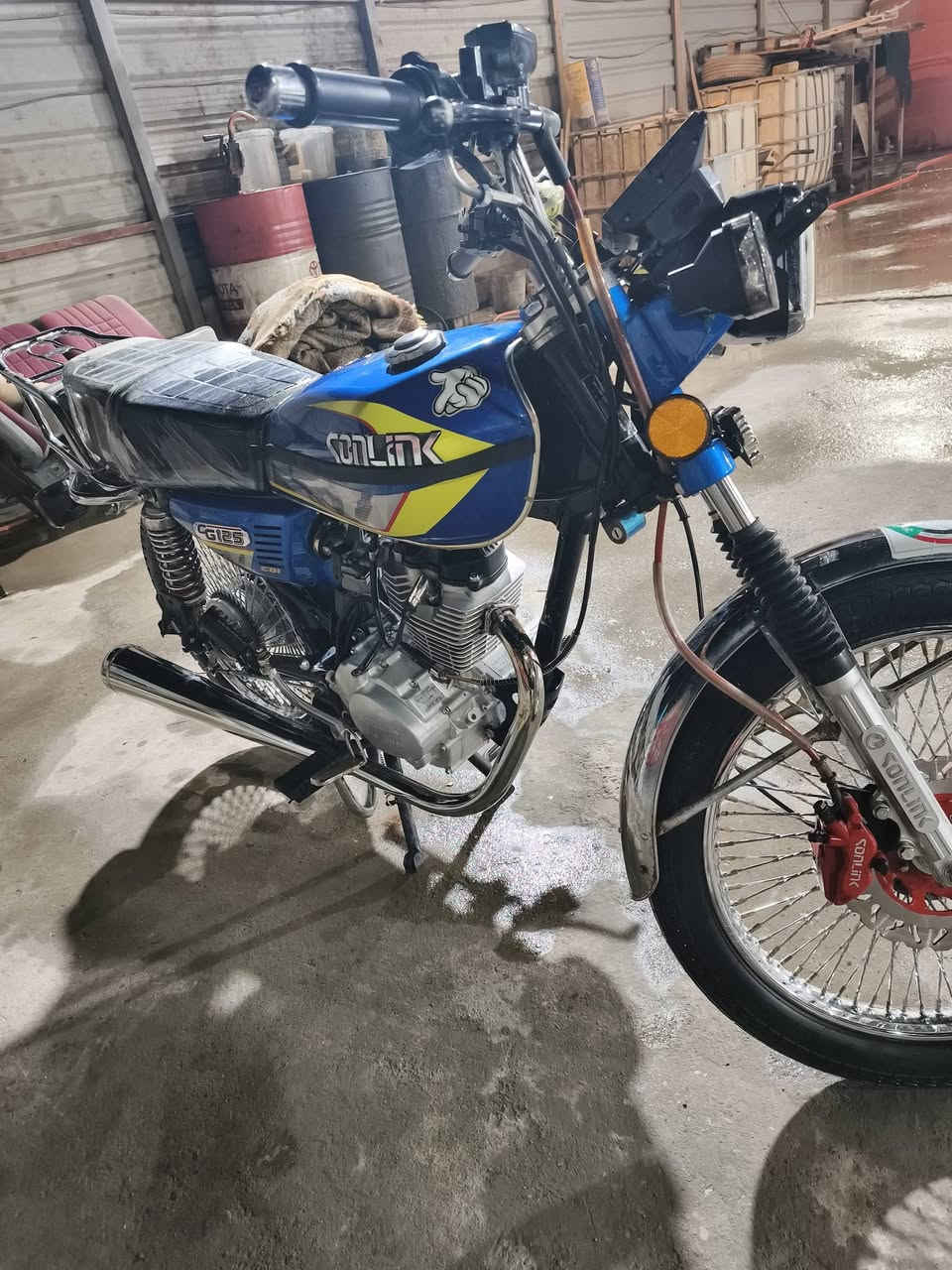 دراجه إيراني موديل 25 4كير مكينه كفاله برغي ما مفتوح كهربايات كامله نقص بس شاشه مالته مو كامله عرض أو بنز بريك خلفي كلشي ما بيه أوراق كامله بسمي سعر 750بيه مجال رقم *********** واتساب فقط
