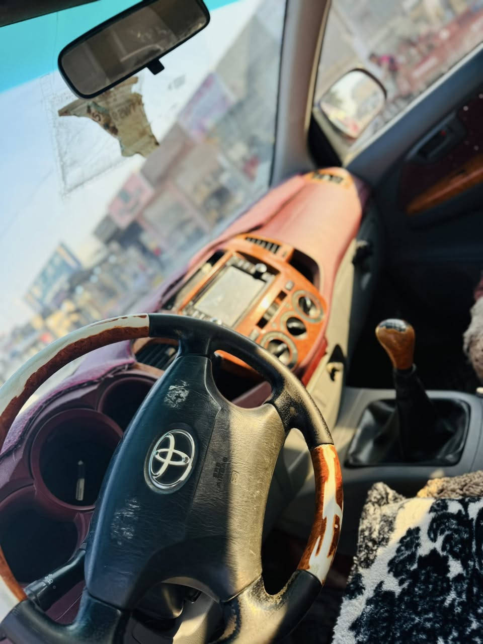 سلام عليكم حبايب بيكم هايلوكس موديل 2009سياره كلش حلوه ونضيفه رقم واسط تبريد ثلج تايرات جديده سياره جهازه عله إيدي صارله 10 سنوات سياره مال جناي سياره بيه ضربه بل بدي سياره جهازه شاشه داخل كلش نضيف محركه نضيف كلش جديد شاصي مآبي خياس كلش حلوه رقم *********** سعر خاص وبل عافيه عله الياخذه @إشارة
