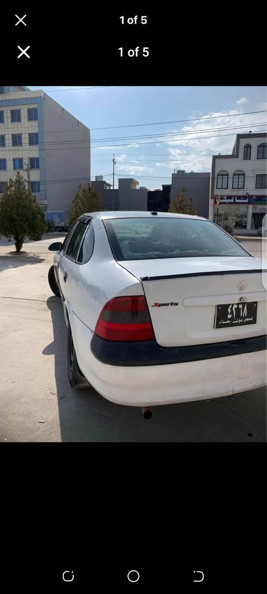 ڤیکترا ١٩٩٧ گێر عادی گێر و مەکینە بەشەرت پاکانە و سەنەوی لەگەڵە  سەیارەیەکی بێ کێشەیە نرخی 18 مەعمەلەی تێدایە 
شوێن هەولێر
*********** أربيل, العراق
