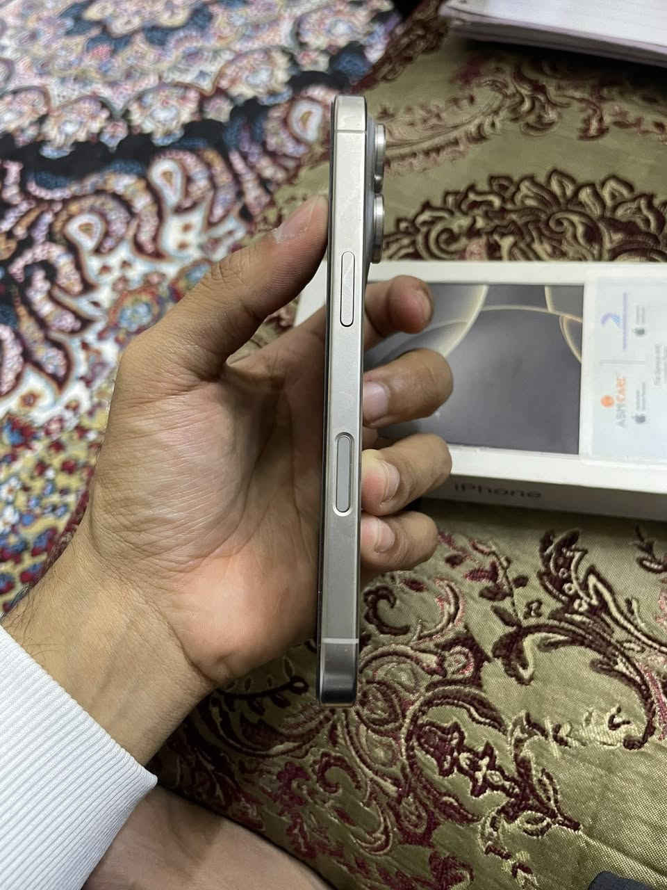 ايفون 16 برو
سلام عليكم البيع ايفون 16برو ذاكرة 128 شرق اوسط نضيف مابي شخط بطاريته 96 عدد الدورات 274 غراضه كامله 
السعر مليون و100 وبي مجال
المكان ديالى بعقوبه التحرير 
***********
