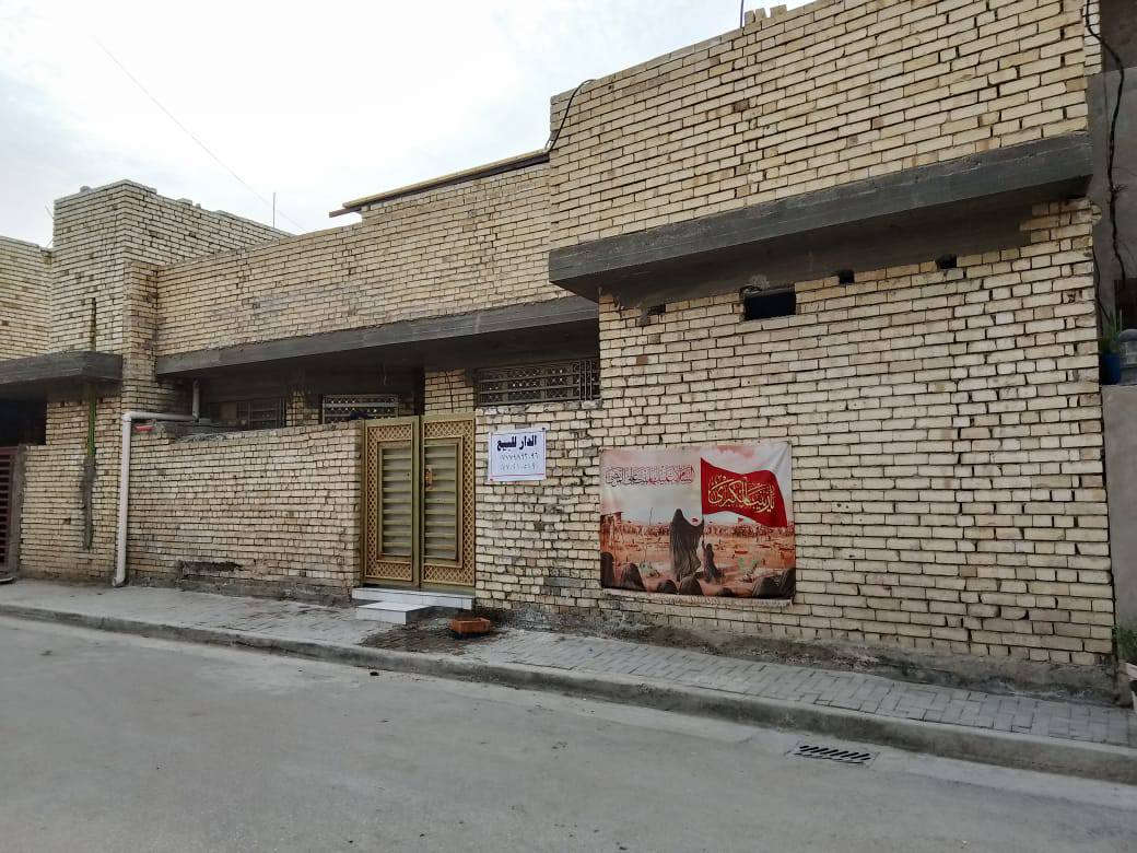 سلام عليكم
دار لل بيع 
مكانة بل بلديات تقاطع الكهرباء اب شارع الضغط 
تفاصيل البيت 

مساحته 130 

الواجهه 13 ونص 
ول نزال 10 

نوع العقار زراعي 

تفاصيل البيت 

بي محل بس يرادلة كبنك 
وبي حمام خارجي
وبي حمام داخلي  
بس ستقبال جبيرة 
بس صالة مطبخ حار بارد 
غرفة جبيرة 
بيتونة  هم جبيرة 

للستفسار عن السعر اتصل بل رقم 
‏‪***********‬‏
