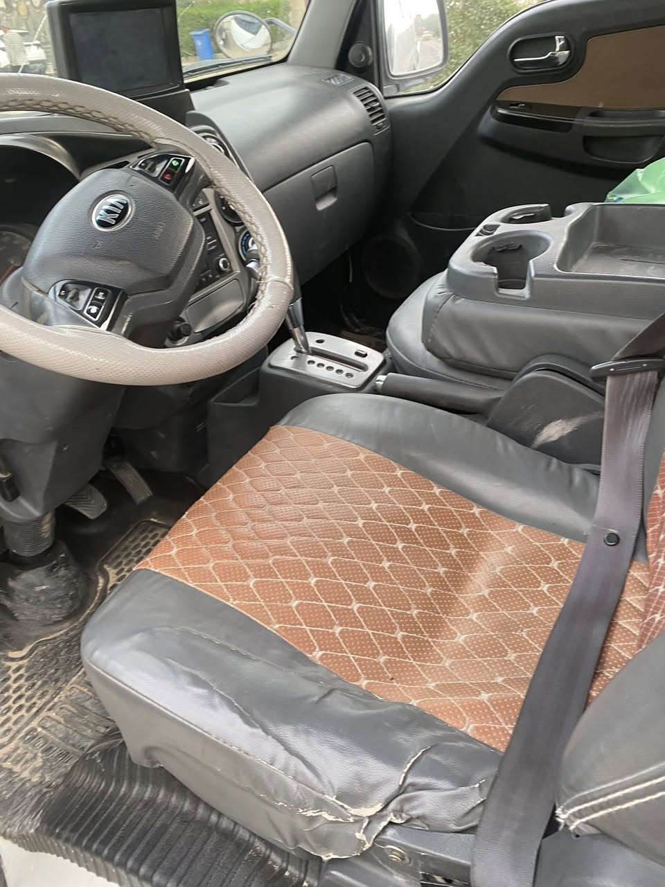 السلام عليكم
كيا بنكو موديل ٢٠١٩ 

محرك ٣٠٠٠

كير اوتماتيك دبل قماره

سياره مكفوله بدون صبغ
سعر ١٤٠ وبيها مجال

***********
