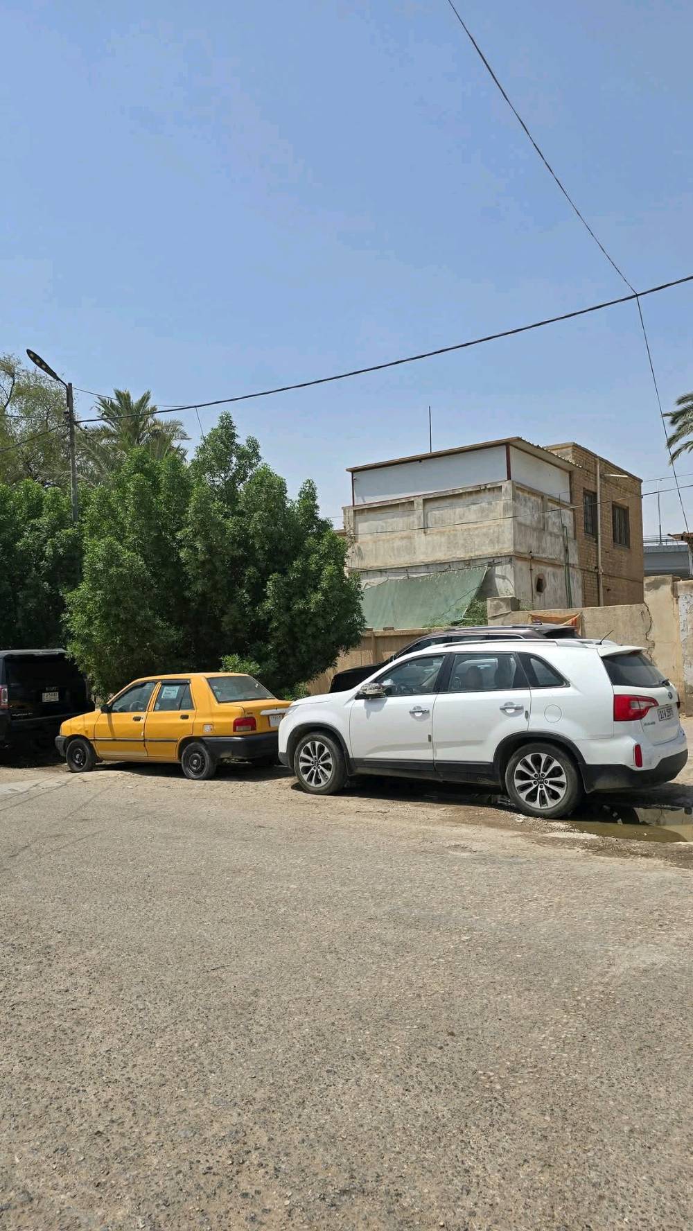 دار للبيع
المساحه ٥٥٣ م 
تجاري 
طابو صرف
واجهه ٢٩ متر 
الموقع شارع طالب الفيتر قرب مطعم التاميم الحديث السياحي 
قرب بيت المحافظ .. قرب مجسر الجمهورية
للاستفسار الاتصال على الرقم ***********
او مراسلة الصفحه على الخاص