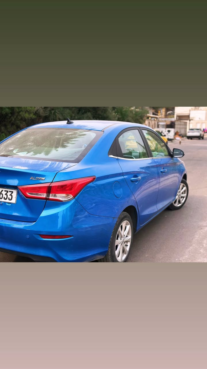 السلام عليكم
سياره شانجان ال7 للبيع سياره جديده بعدهه اخت الزيره ماشيه 15.000الف بيه بس شخط بلجاملغ الخلفي مو قوي مبين بلصوره بسمي السياره 
السعر 105وبيه مجال 
***********
