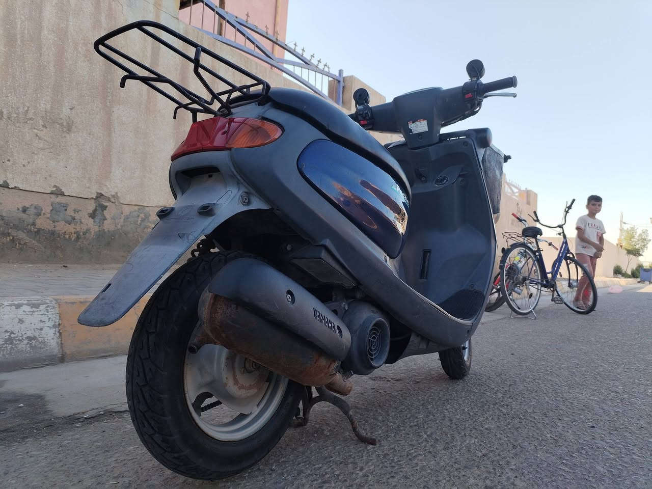 بيع مستعجل
السلام عليكم دراجة منغولي للبيع 
دراجة جديدة شاصي كفالة مكينة شلعة معدل 60 
كهربائيات كله شغالة سلف وهندر كله شغالة 
دراجة ناعمة وجديدة
مكاني كربلاء طويريج
السعر 700 وبيها مجال 
للاستفسار الاتصال على الرقم ***********
