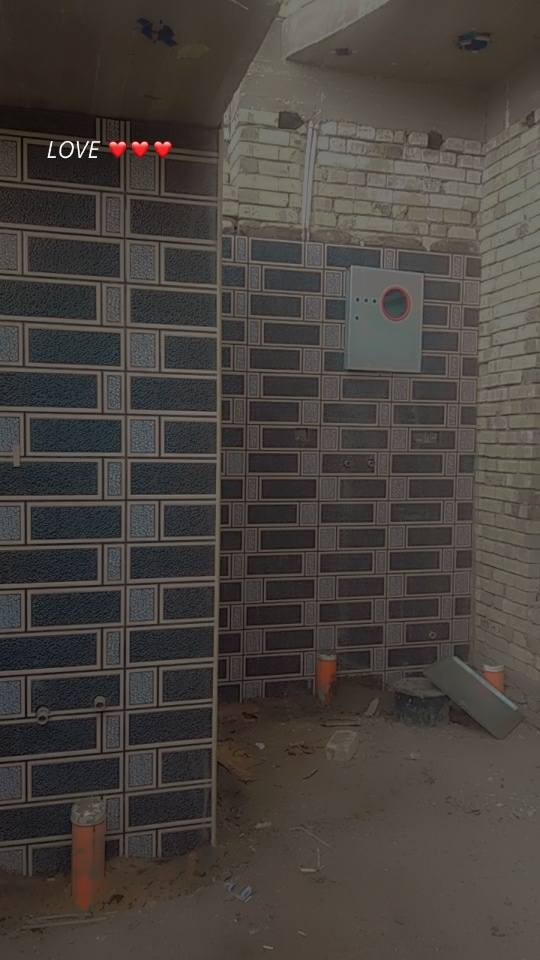 خلفه سراميك حاليا متفرغ شغل قرصات ليزر شغل تتريس عراقي هذا جزء من شغلي كدامك هذا رقمي *********** خابر وتدلل
