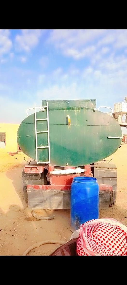 للبيع تنكر 
تنكر لايلند تايلندي  موديل 85 حمولة 12 طن بالسناوية تنكر 

رقم نينوى سنوية واجهة تحويل وكالة صاحبه الشرعي  

محرك كير سكانيا 111 شرط مكينة بداية بخار 

تانكي جديد فوگ ال10 الف

 السعر مناسب (7ملايين ) وبيه مجال 

مكان موصل ربيعة الاستفسار أتصل***********
