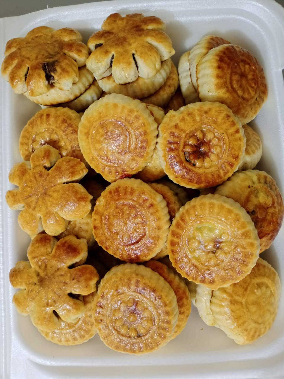 ريحة العيد بدت من هسه 🌙
كليجة بيتية طازجة ومحشية بأجود الحشوات
الطلب على خاص❤️


**إذا كنت صاحب هذا الإعلان وتريد حذفه لأي سبب، رجاءا أرسل رسالة إلى الدعم الفني**