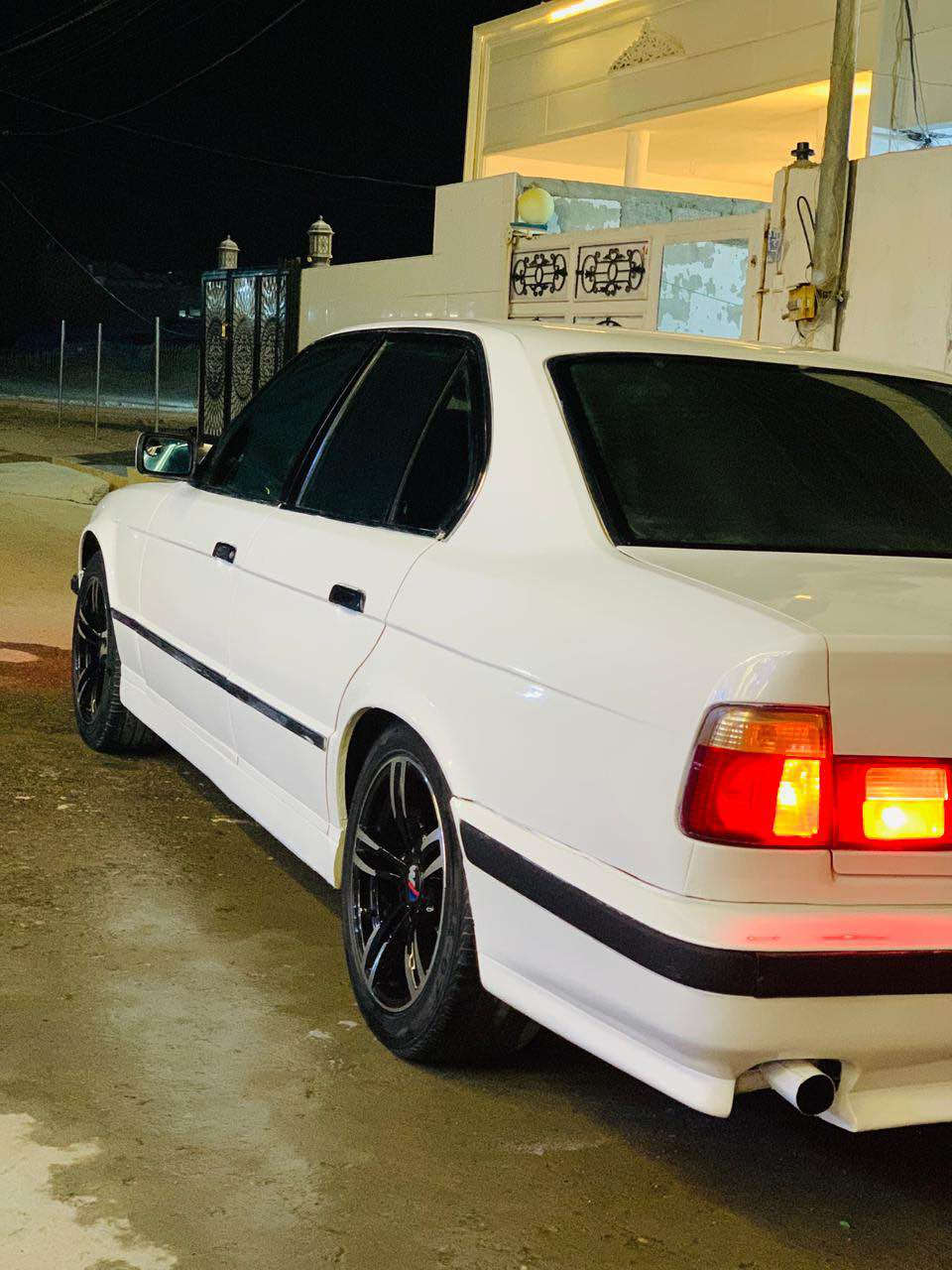 بئیم 1991 سعر 48 و مجال
تحویل و وکالە خرامە ب شەرت
15 ورقە خرامە ل سعر دیتە خوار
520 عادی گیر مکینە ب شەرت
تبرید سارد و گەرم ب شەرت
جام کارەبایی لایت القە
شوین روڤیا/***********
واتساب *********** اكر, نينوى
