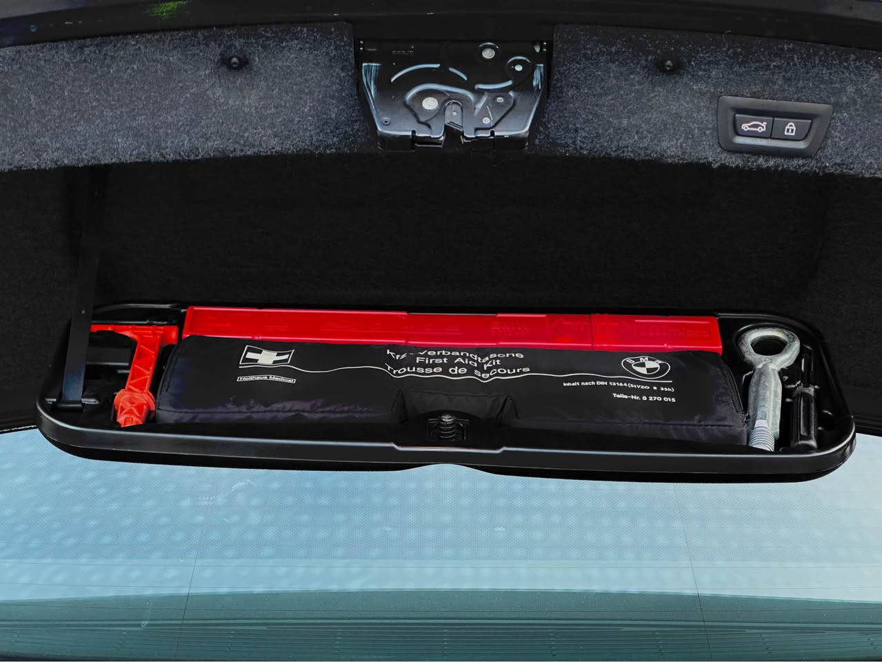 BMW f10 2012 528i turbo 
فرۆشتن و گۆرینەوە ئەکەم 
فول مواسەفات بەس ناوزەرد نیە 
5 مۆد لێخورین-ئەوتۆ ستارت- ئەوتۆ ستۆپ-5پەردە
سلایت گەورە-شاشە گەورە-لایت لید و ئەلقە
-بیلاد جام فۆتۆ-ئوێنە دژە فول هتد…….
کۆدی بۆ کراوە بەناوی خۆمەوە ئەشی کەم بە ناوتەوە 
بە مانگ سەیارەکە 2013 هەموو گیانی ئیش دەکات 
پاتری تازەی AGM 1000 لەسەرە تازە
سالۆنسای دەسکارە
 downpipe-sport resonator-Y pipe-muffler delete
-exhaust Tips
لەسەرە سەوتێکی زۆر خۆشی لەسەرە بە جرتەکەوە 
کامل شلەمەنیەکانی گۆراوە  
مەنەفیسی عەسلی لەگەلە بە شەرت کتاب و کامل عەشیای بیلادی ماوە گیر و مەکینە بە شەرت کامل مەسرەفە پۆلیش کراوە بەرەو روو لە رەسمەکان جوانترە جالو قۆپی نیە 
بەشرتی سەقفو حیزام نەبێت 
سەیارەکە M پاکێجە دەعامی دواوپێش M بیلاد بە لەحیەوە  
بێ دەعم موسو براوە بەشەرت جلدی نە دراوە رەسمی ئەو ولاتەشیم داناوە چوار تایەو ویلی لۆکی لەسەرە تازە 
سعری 115$ مەجال ئالوگۆریش دەکەم السليمانية, العراق


**إذا كنت صاحب هذا الإعلان وتريد حذفه لأي سبب، رجاءا أرسل رسالة إلى الدعم الفني**