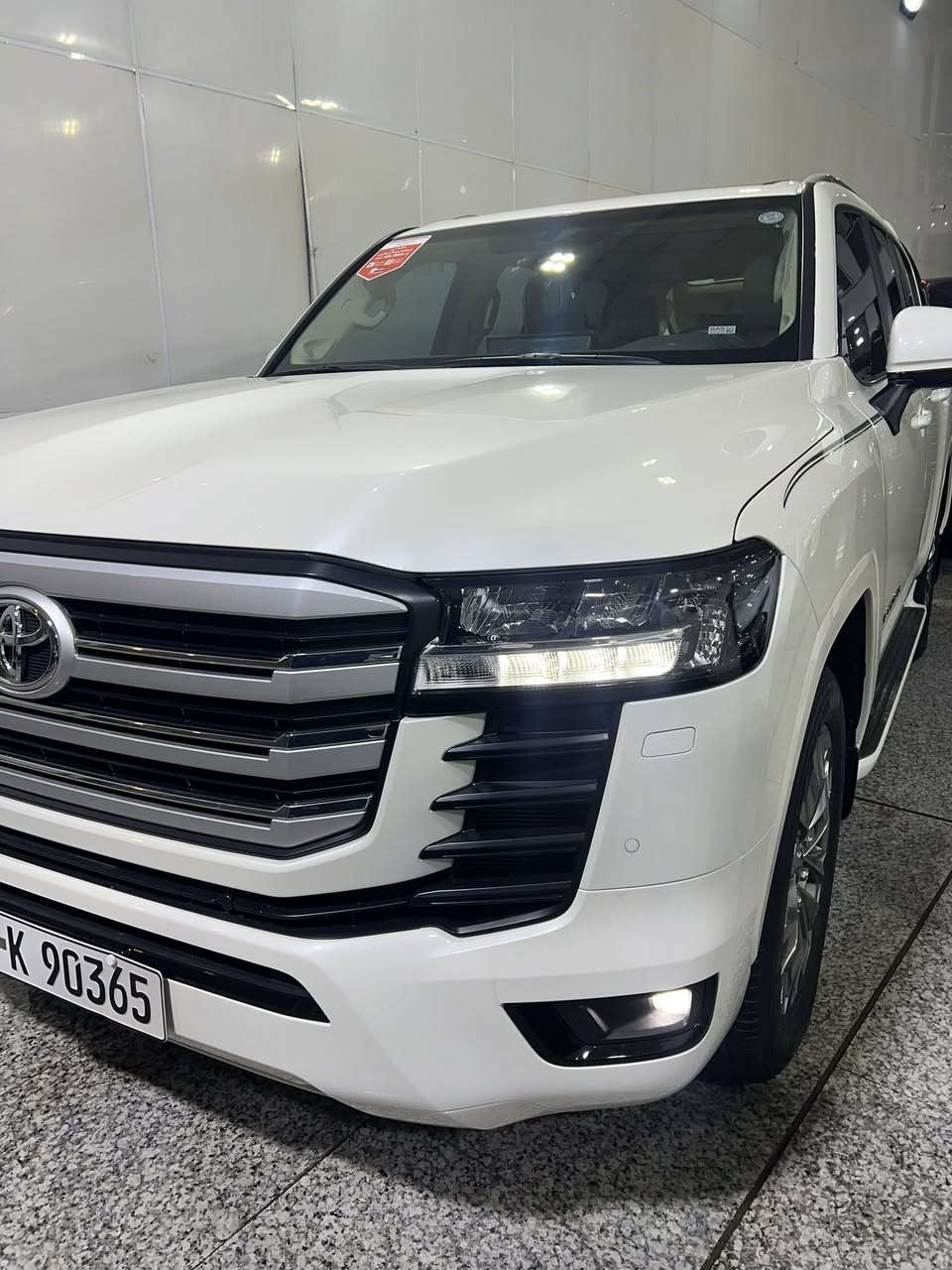 تويوتا لاندكروزر 2024 تون تيربو ساز
فول موصفات متشيه 10 الف كفاله عامه
***********
***********
