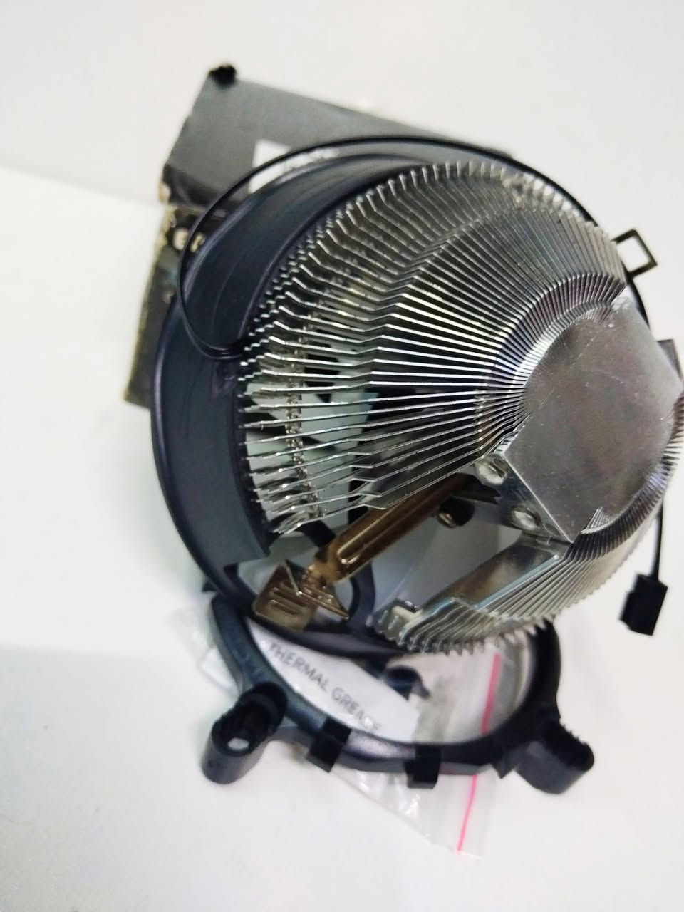 مروحة معالج 120 مم - 1500 دورة في الدقيقة، مصنوعة من الألومنيوم المبثوق مروحة تبريد بإضاءة RGB ثابتة.... السعر ١٥ الف


**إذا كنت صاحب هذا الإعلان وتريد حذفه لأي سبب، رجاءا أرسل رسالة إلى الدعم الفني**