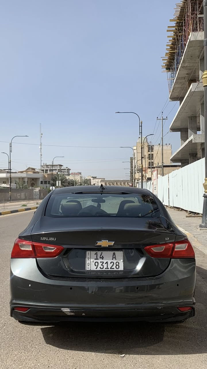 ماليبو 2018 السياره كفاله مبدل فقط بكلايت خلفي ومبدل صندوق السياره مجورده حداده 50% مكينه كير كفاله الاستفسار عن السعر الاتصال على الرقم ***********
