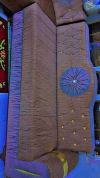 متوفر ديوان متكون من 10مقاعد البيع السعر 275تصال على رقم 07733503969