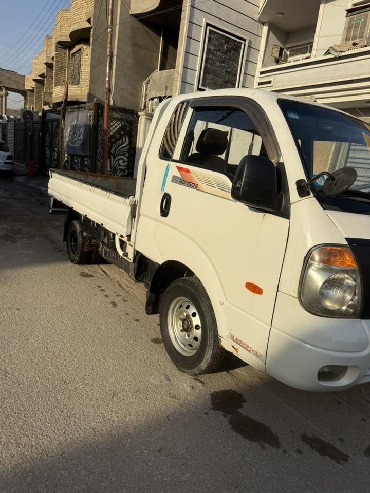 كيا بنكو 2007 مكينه 3000 مفتوح مكاني بغداد الزعفرانيه ***********
