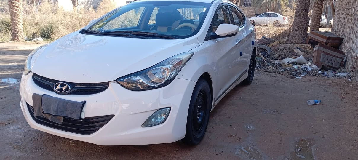 السلام عليكم النترا مديل 12وارد خليجي محرك 1600كفاله كير ومحرك السياره فول مواصفات من عدا الفتحه مكفوله ما عدا شبر صبغ يو دوسه السايق تخم تاير جديد والسونار موجود ويا الصور بيع مستعجل اني مكلف بل نشر وهذا رقم صاحب السياره *********** بيع مستعجل والسياره بل واقع بعد احلا السعر 110 بيها مجال قليل للطيبين
