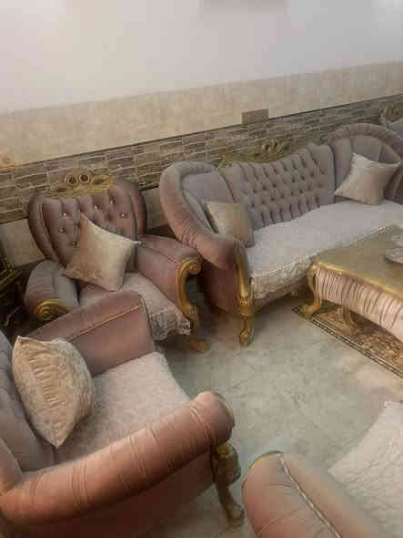 طخم رئاسي زان مصري للبيع
📍 الموصل – الجانب الأيمن

الطخم بحالة ممتازة، الصور مرفقة للتوضيح.
للراغبين بالشراء أو الاستفسار: ***********/ ‏‪***********‬‏
