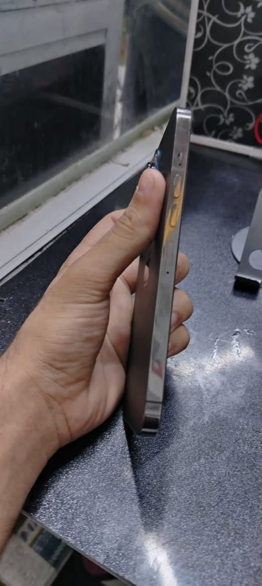 13pro max
مبدل شاشة gx
بطارية 77
ذاكره 128
‏***********
