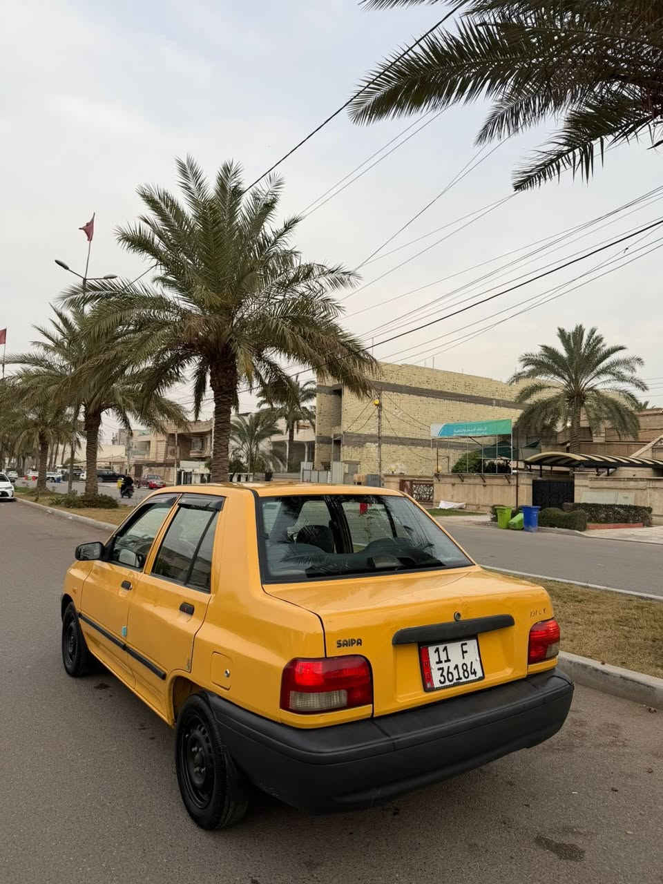 سايبا 2016 بيه صبغ الهلال الخلفي
جاهزه مابيه اي شي 
بيه لاستيك ولف فقط 
مكان سياره بغداد السيديه 
السعر 37 
078181490 66
