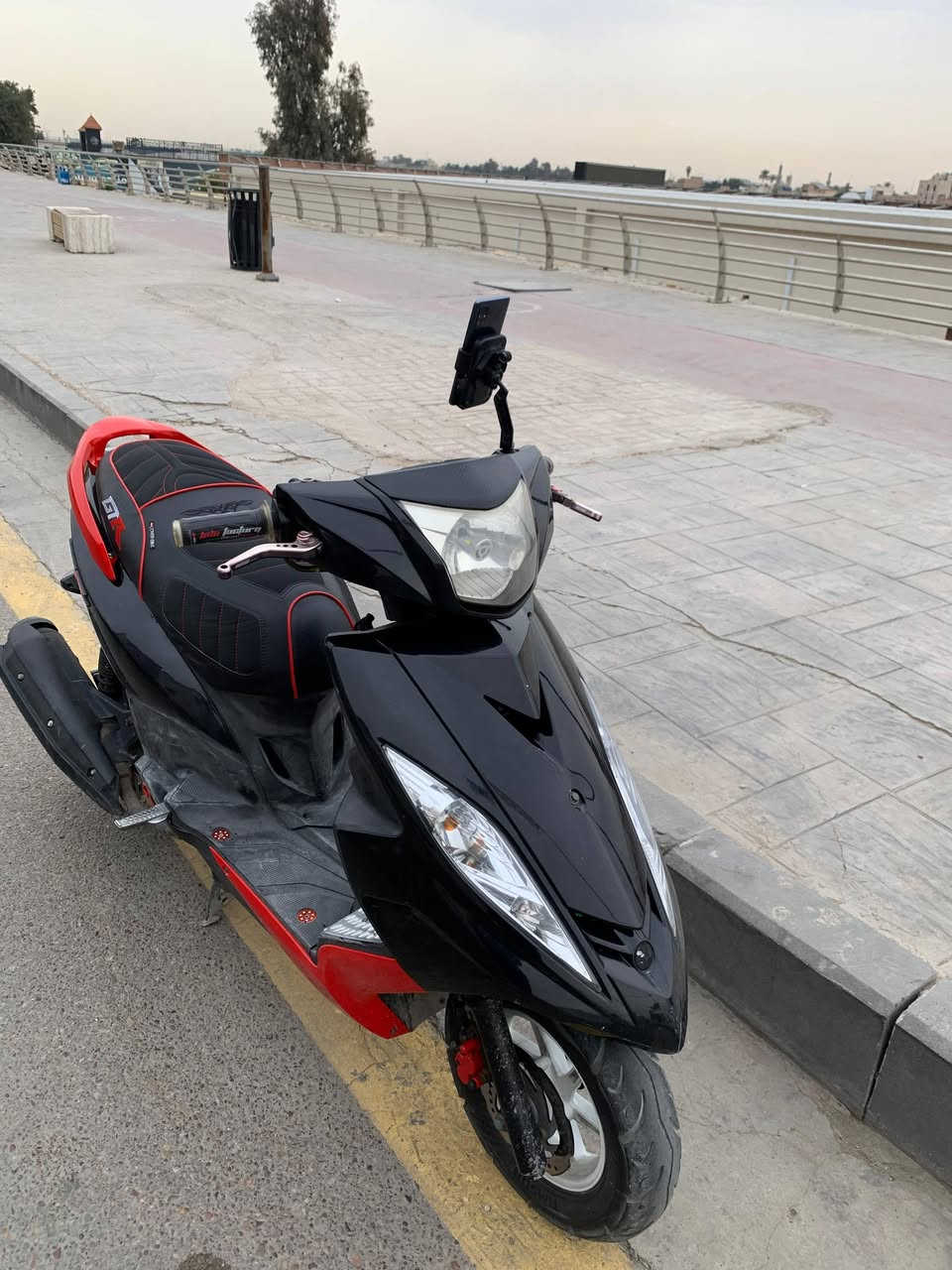 دراسه جيتي ار سعر مليون و١٠٠ رمبه حلوه كلش مرتبه 
كلجات رياضيه 

***********
مكان حريه
