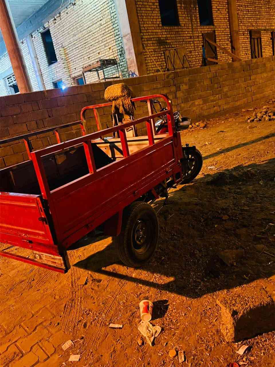 السلام وعليكم موجود ستتوته للبيع موديل 13 ستوته أوراق البصرة قضاء الدير ***********
