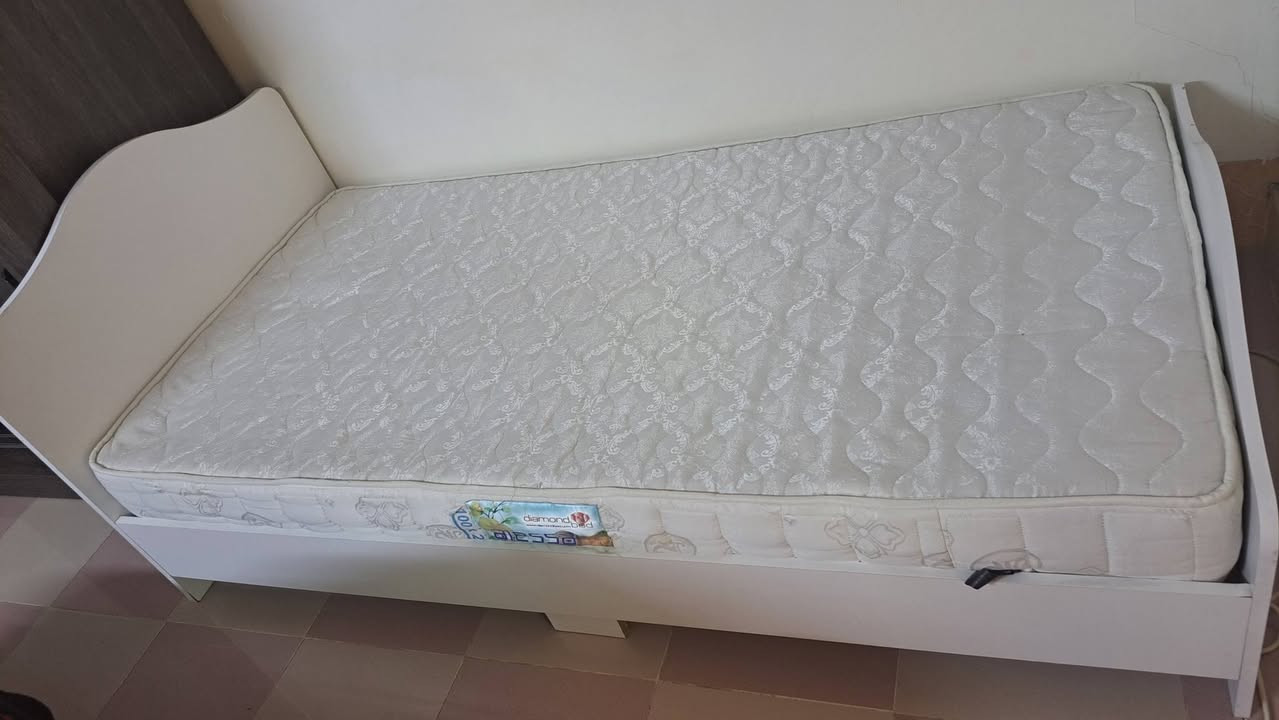اثاث بيت للبيع غرفة


**إذا كنت صاحب هذا الإعلان وتريد حذفه لأي سبب، رجاءا أرسل رسالة إلى الدعم الفني**