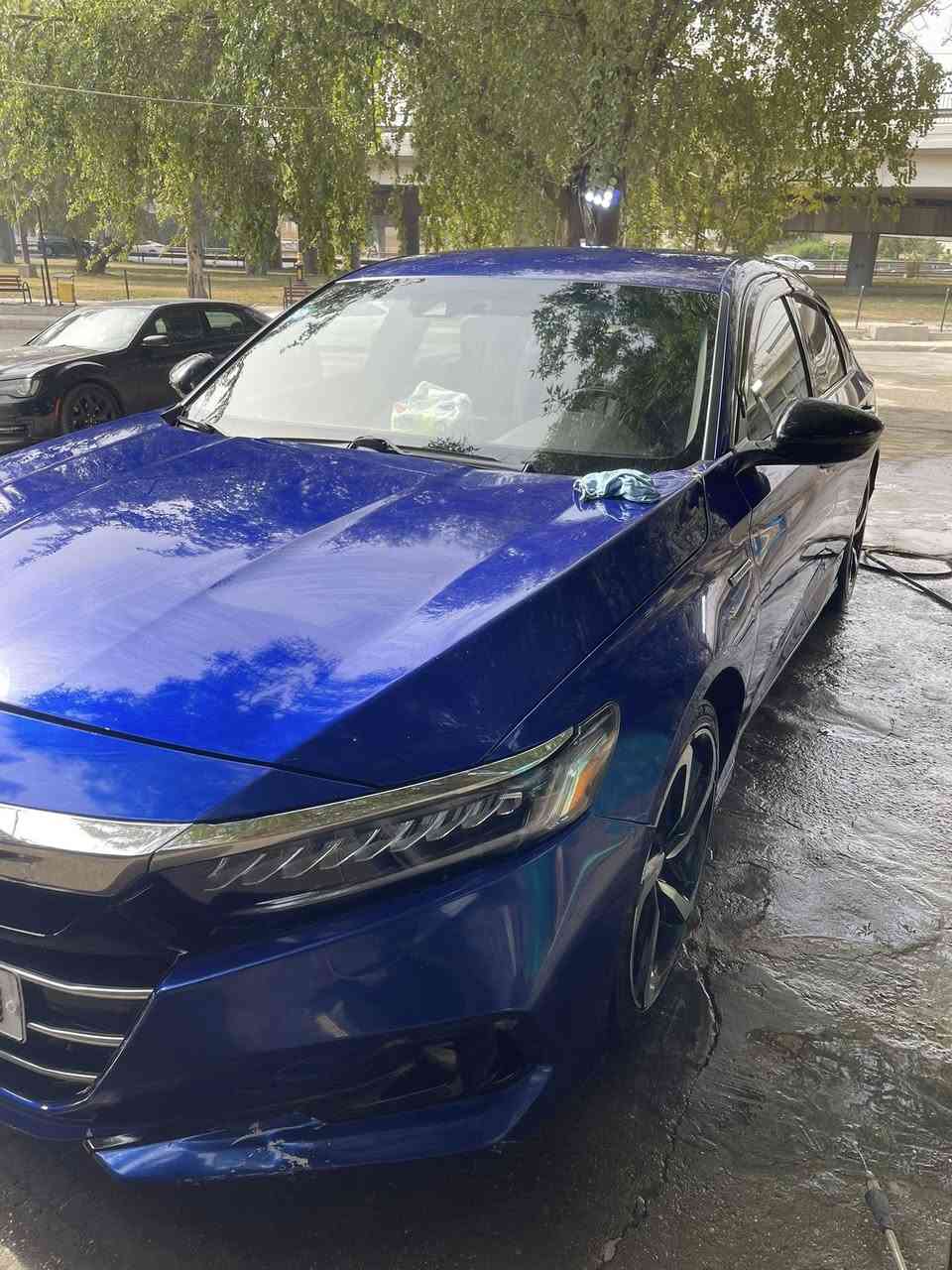 السلام عليكم ورحمه الله وبركاته
نوع السياره ؛؛ هوندا اكورد سبورت هايبرد 
الموديل :؛2022
الضرر؛؛  صور الحادث بالمنشور ابيعلك حزام
الايرباك ؛؛ فقط ستيرن برده 
السعر :: وبي مجال 120
رقم بغداد الجديد
المواصفات ؛؛
• محرك 2000cc هايبرد
• كير اوتوماتيك
• بطارية ليثيوم
• عزم قوي
• شاشة كبيرة
• كاميرا خلفية
• كراسي كهرباء جلد ومخمل لون اسود  
• رادار امامي
• مانع تصادم
• محدد مسار
• تصحيح مسار
• شفتات رياضي
• مثبت سرعة
• مانع انزلاق
• استيرنق متحرك
• بصمة تشغيل
• بصمة أبواب
• دخول ذكي
• إنارة ترحيبية
• مري كهرباء  
• شاشة اعطال
• هندبريك كهرباء
• زجاج كهرباء ملون
• عداد ديجيتال
• اضوية امامية تورنج LED
• اضوية خلفية LED
• كشافات زنون LED
• حساسات اضاءة
• إنارة امامية تلقائية Auto
• إضاءة امامية فل زنون LED 
• حساسات دخول الإنفاق
• حساسات ضغط هواء الإطارات
• اضاءة فل زنون LED
• نظام صوتي مميز 
• أوامر صوتية
• نظام ECO + TRIP
• نظام GPS + خرائط
• 3 أنظمة قيادة (eco, ev, sport)
• مري تعتيم
•ماشية 135 الف
بيهه شويه ملاحظات بالگشر بسيطه 
للاستفسار اكثر ؛؛
الاتصال على الرقم التالي ***********
