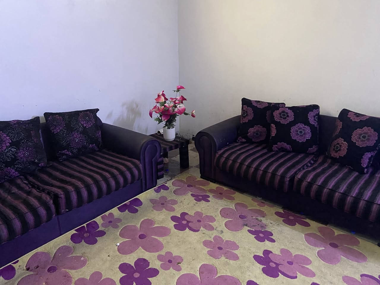 السلام عليكم،،مستعجل على بيع تخم 8نفرات. مع الطبلات والزرعه والفراش ب150الفرشه3/4قياسها يراد الها غسل


**إذا كنت صاحب هذا الإعلان وتريد حذفه لأي سبب، رجاءا أرسل رسالة إلى الدعم الفني**