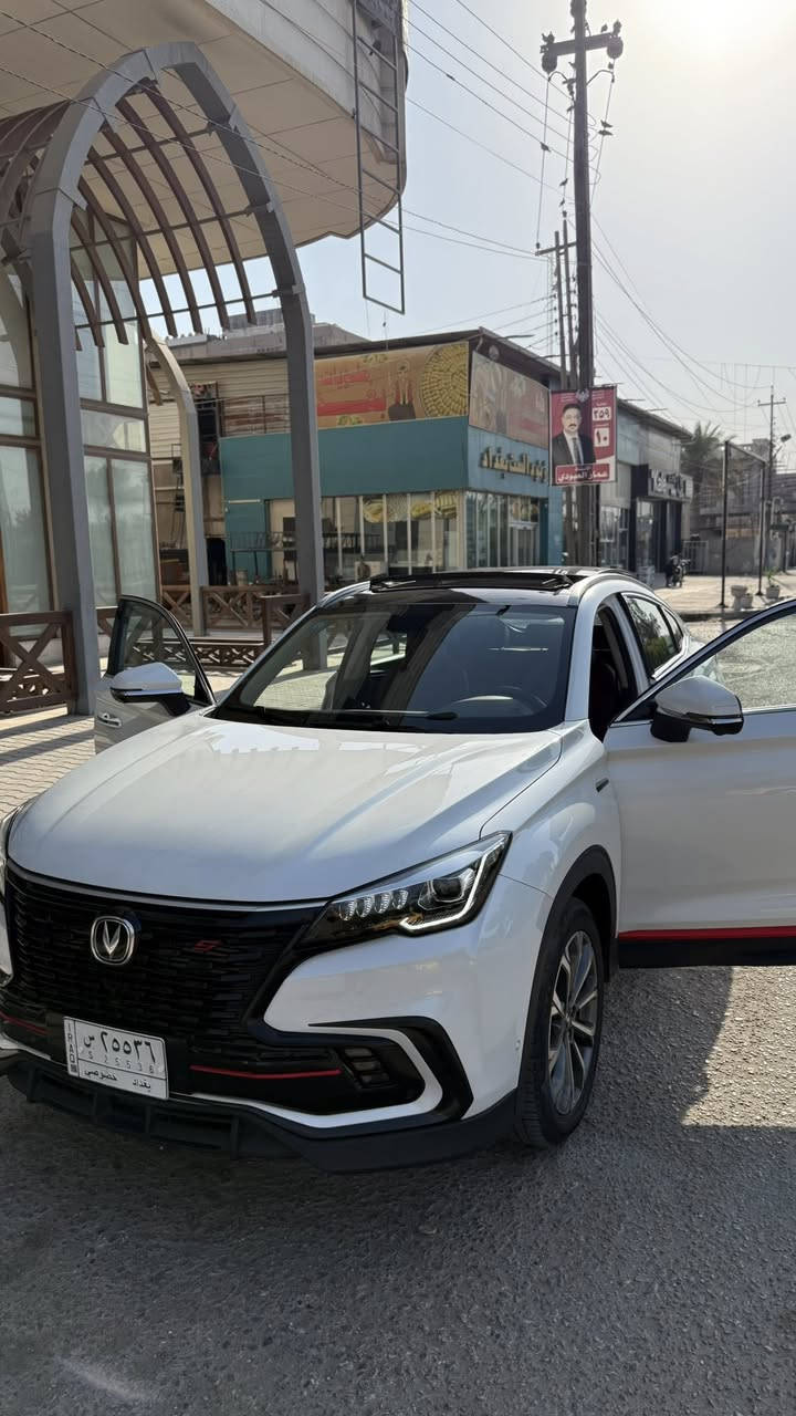 للبيع شانجان CS85 موديل 2024
السعر ((( 28 مليون وبيها مجال ))) 

- رقم السيارة: بغداد
- الموديل: 2024
- المسافة المقطوعة: 34،000 كم فقط
- اللون: ابيض لؤلؤي
- الحالة: خالية من الحوادث والبارد ( كفاله عامه ) 
- الصيانة: جميع الصيانات الدورية داخل الوكالة الرسمية Changan البخيت 
- الفئة: فول أوبشن تشمل كل مواصفات الراحة والأمان والتكنولوجيا .
 • شاشة لمس كبيرة + كاميرا 360 درجة
 • رادار أمامي + تنبيه مغادرة المسار
 • فتحة سقف بانوراما
 • تشغيل بصمة + تشغيل عن بعد
 • تبريد وتسخين مقاعد
 • نظام صوتي قوي
 • إضاءة LED أمامية وخلفية
 • حساسات أمامية وخلفية
 • كراسي جلد كهربائية
 • گير توبترونيك + نظام قيادة متعدد الأنماط
 • مكيف ثنائي المناطق
 • ويل 19 الأصلي
 • محرك 2.0 Turbo بقوة 233 حصان

📞 للاستفسار
 واتس اب ***********
