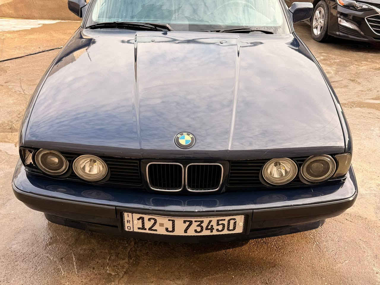 السلام عليكم بي إم للبيع حجم525 تدفئة +تبريد فول توماتيك كلها بلادي كشنات جلد طخم أمامي خلفي جديد مراوس حسب القناعه 
***********
***********
بي واتساب الكورك
