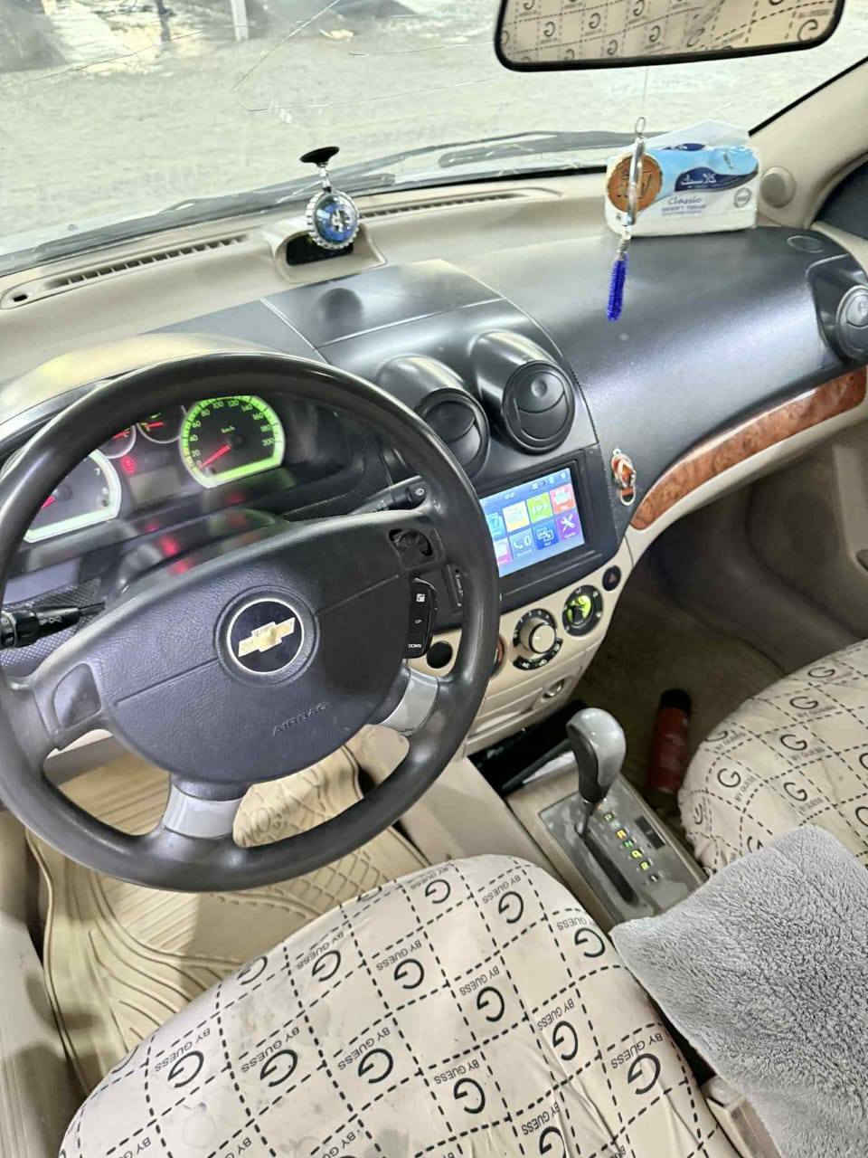 سلام عليكم افيو للبيع موديل 11 وارد خليجي مفتوح رقمه القادسية راعيه بل نجف بحي ميسان حداديه 80/100 بيه جاملغات ثنين الامامي واحد مبدل بدون ضربه وواحد بي ضربه بس الشاصي ما مليوح بس التكمه مليوحه شبر لا اكثر ولا اقل السعر 55 وبيه مجال مكاني نجف ناحيه الحيره ***********
