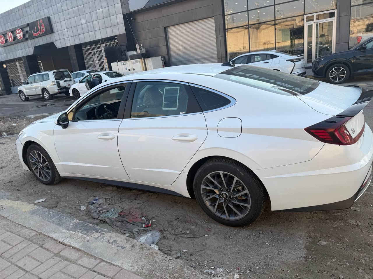 السلام عليكم

سوناتا وارد امريكي حادثها جاملغ امامي فقط بدون دواخل بدون ايرباك رقم اربيل بأسمي محرك 2.5 السياره مكفوله كير ومحرك وكشر عدا الجاملغ الامامي جهة السائق رادار امامي هاند بريك بصمة تحديد مسار كير دكم 

العنوان بغداد 

*********** بغداد, العراق
