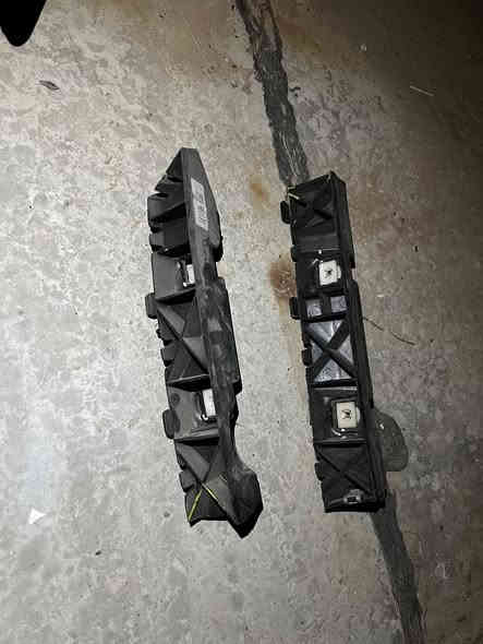 سلام عليكم 
غراض تفصيخ للبيع مكاني بغداد الشعب 

متوفر توصيل ***********

عندي راديترمضروبه شي بسيط مال تبريد ومال محرك

وعندي دعاميات امامي وخلفي الانترا وفورتي نص وربع ومكسوره للي معتاز 

متوفر تخم كاعيات الانترا ٢٣/٢٤

فرشه صندوك الانترا ٢٣/٢٤

بصمه الانترا ٢٤/٢٥
