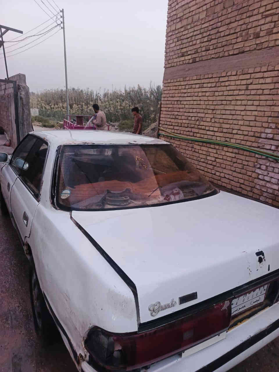 السلام عليكم اخون مارك كصيف للبيع مكينه وكير نضاف مشط جديد حداديه نص عمر تايرات نص عمر سنويه منتهيه من 2019 سعر 21 وبيه مجال العنوان البصره قضاء الصادق ***********
