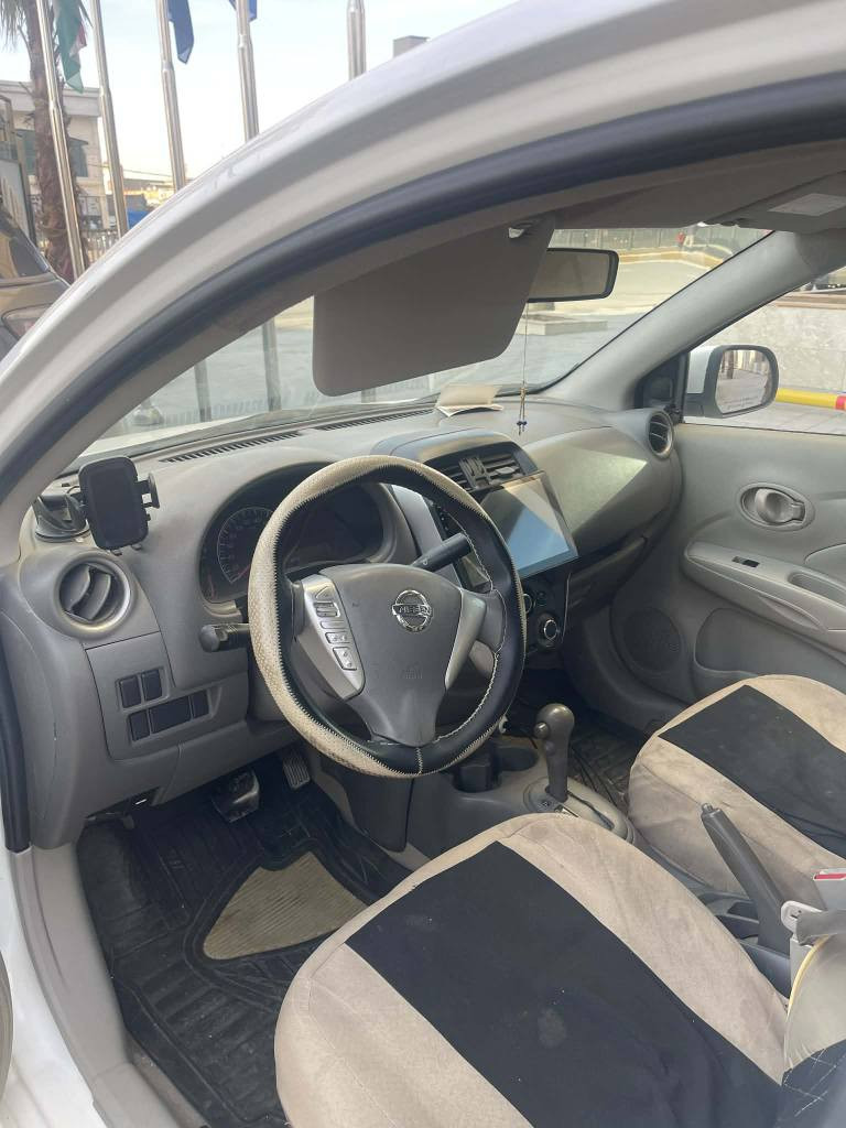 نيسان لاكشميباي ٢٠١٥ توماتيك 
چوار پارچەی. بۆیاغە. بی. داخی  سەنەوی هاتا ٢٠٢٧/٧ تازەیەیە   بەناوی. خۆمە   کارەبای. بەشەرت 
*********** أربيل, العراق
