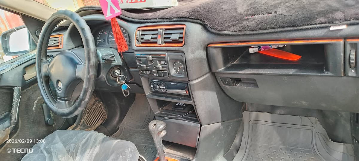 سلام عليكم شباب اوبل لبيع موديل 91 مكفوله كدام عينك المحرك 1800 
مرقوب الستفسار عله رقم ***********.   /***********
