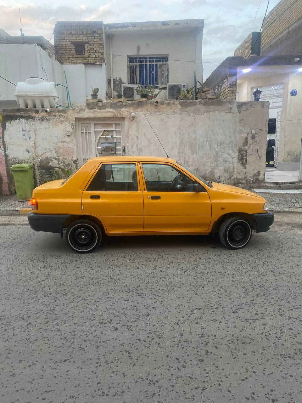 السلام عليكم سايبا مديل 23 سياره مكفوله كفاله عامه جاهزه ومصفره غرمات وخط وبحث سياره نضيفه وحلوه مال جناي رقم جديد مشروع وطني شرط التحويل ثاني يوم تدفئ وتبريد وي السويج سعر 67 وبي مجال قليل للتواصل ع رقم ***********
