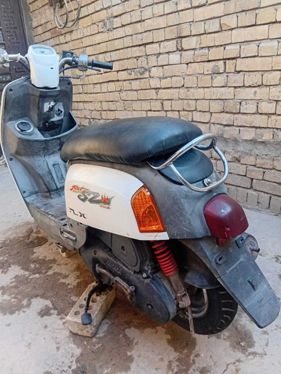 إسلام عليكم بوليس كابريتر بلادية كهربائيات كلها شغالة سعر ٦٥٠ وبيها مجال مكاني بغداد زعفرانية وهاذا رقمي :‏‪***********‬‏
