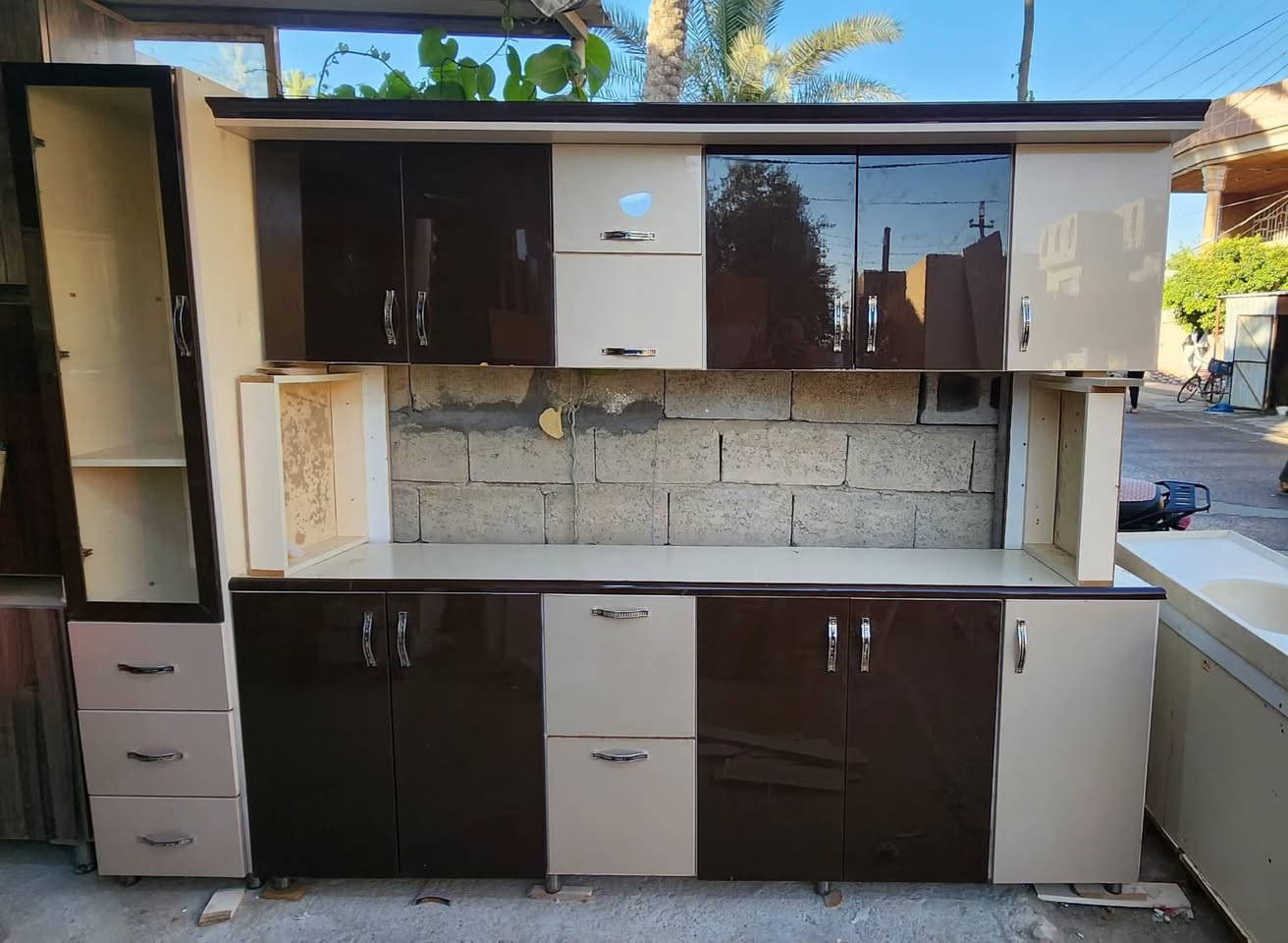 كاونتر  خشب mdf ايطالي نظيف كلش كلش

الطول ٣ متر والسنك مرمر متر ونص

للبيع

للاستفسار مراسلة الصفحة


**إذا كنت صاحب هذا الإعلان وتريد حذفه لأي سبب، رجاءا أرسل رسالة إلى الدعم الفني**