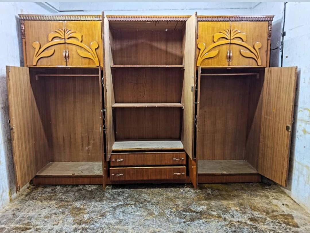 كنتور ست ابواب صاج داخل وخارج  مستخدم 
*********** يوجد توصيل ب أجرة
