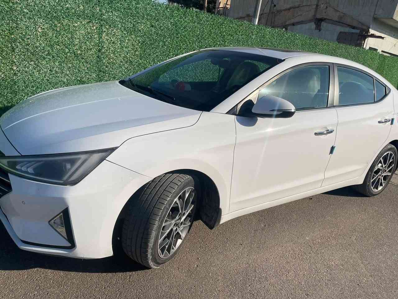 النترا ٢٠ خليجي سيارة كفالة عامة  فوال موصفات سعر ١٦٥ وبيها مجال حك جيتك ***********
