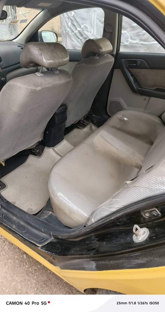 السلام عليكم  كيا فورتي موديل 2013 للبيع رقم بغداد مشروع وطني باسمي حادثه جاملغ الامامي جهة سايق مبدل وبيه طخه باب العبري الخلفي اليمنه ومصلحه تبريد ثلج مكينه 2000 تخم تاير مكينه لا تنقيص ولا تبخير كهربائيات كله شغاله  سياره جاهز كبل الشارع الاتصال رقمي ‏‪***********‬‏
