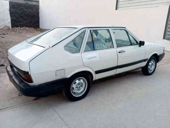 برازيلي موديل 88 كير جيته 5 نمر رقم كركوك سنويه عاج صاحبه متوفي شرط حاسبه كير محرك كهربيات حداديه تايرات كوله بشرط صبخ حزام جماليه بدون ضربه سيار جديده او حلوا سعر 19 مراوس هم يرهم ***********, كركوك
